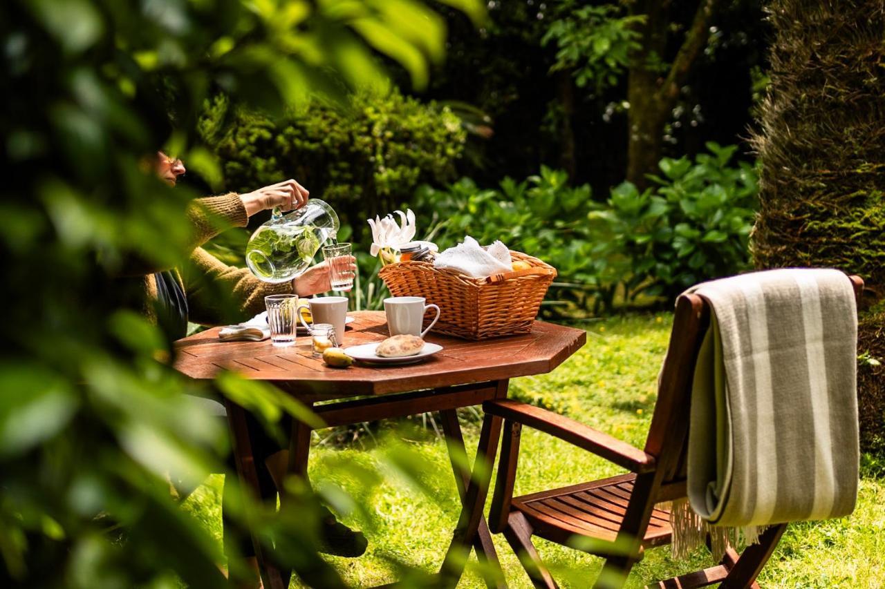 Azores Green Villas ปอนตาเดลกาดา ภายนอก รูปภาพ